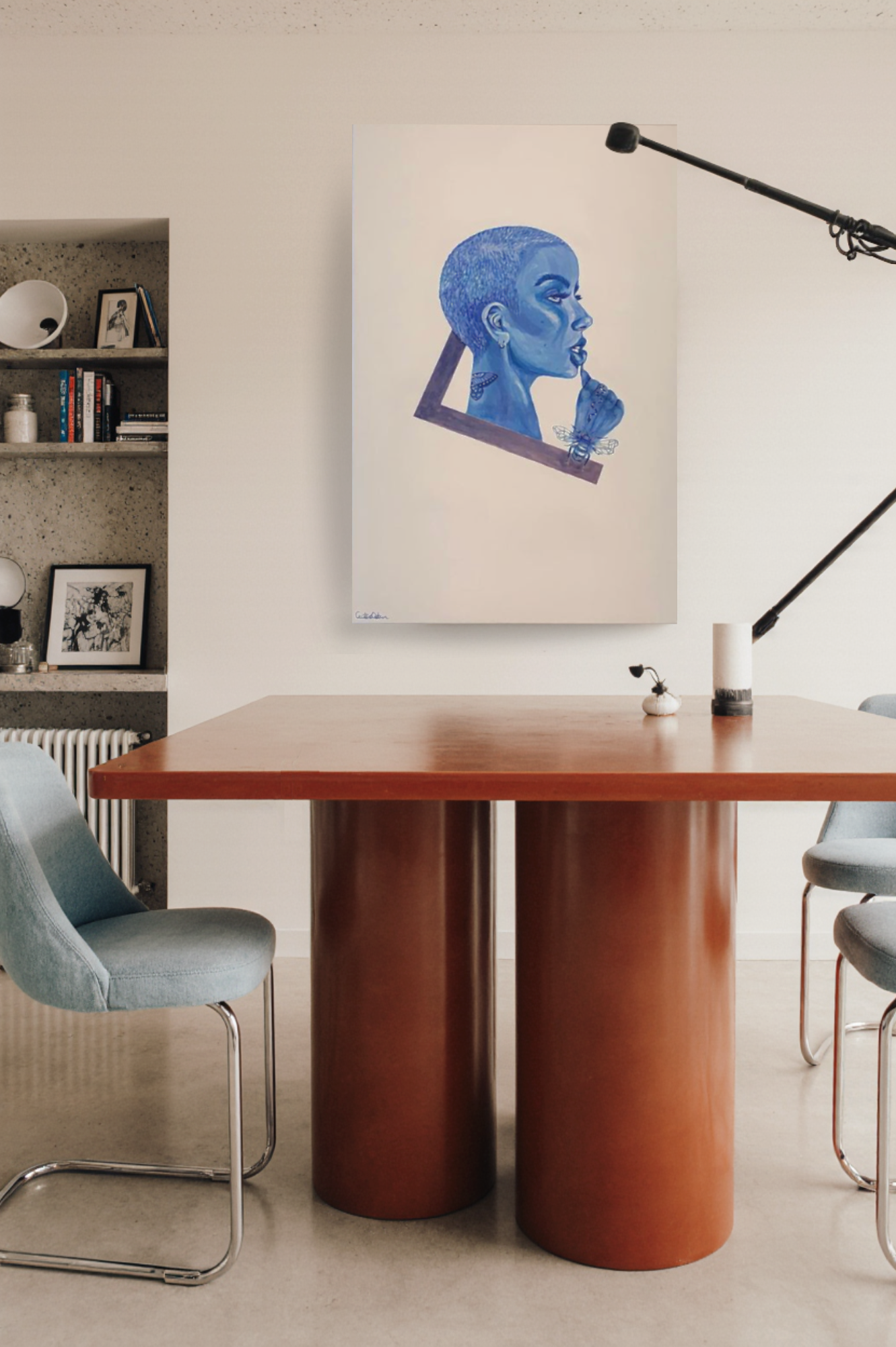 blå maleri af kvinde - interior design trend